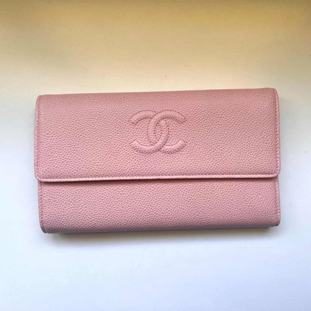 🔥CHANEL Caviar Timeless CC Large Gusset Flap Wallet in Rose Pale